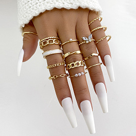 Chic Butterfly Hollow Ring Set - 15 Pieces of Creative Oil White Edge Chain Joint Rings for Women