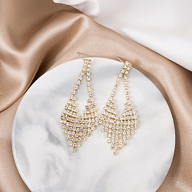 Sparkling Crystal Tassel Earrings for Women - Elegant and Glamorous Bridal Jewelry with Long Dangling Silver Chains