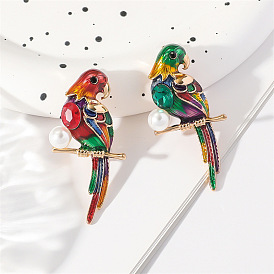 Броши из сплава с эмалью в виде попугая, с стразами и акриловыми шариками