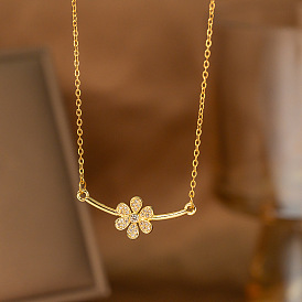 Подвеска в виде цветка из латуни с микропаве и прозрачными кубическими циркониями 304 Цепочка из нержавеющей стали для женщин