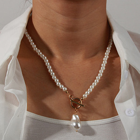 Chic Pearl Pendant Necklace for Women - Elegant and Minimalist Collarbone Chain