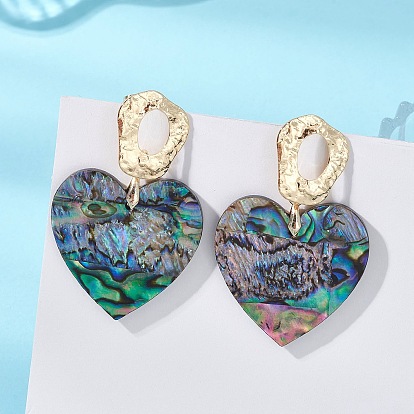 Серьги-гвоздики с подвесками из натуральной раковины пауа/морского ушка, с фурнитурой латунной для серег, сердце