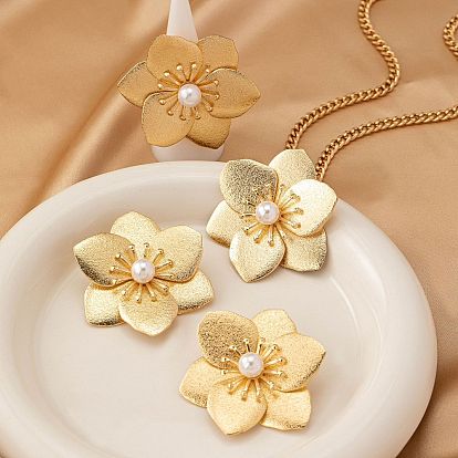 Ожерелья, серьги-гвоздики и кольца из цветочного сплава с пластиковой имитацией жемчуга