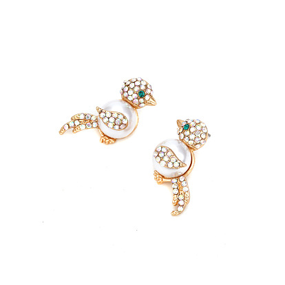 Exaggerated Bird-Shaped Pearl Earrings with Rhinestones, Retro and Personalized Women's Ear Jewelry
