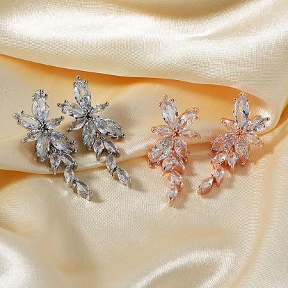 Серьги-гвоздики с геометрическим узором ярких цветов и нежным цветочным узором