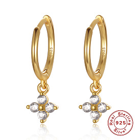 Boucles d'oreilles chics en argent sterling avec motif trèfle et fleur, orné de diamants étincelants - bijoux élégants de style français pour femmes