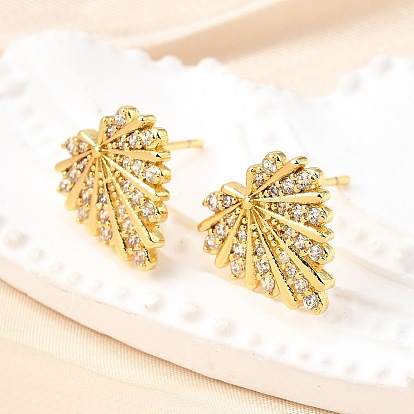 Серьги-гвоздики из латуни с микро-паве и прозрачным фианитом в форме сердца, без свинца и без кадмия, стойки покрытие, долговечный