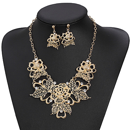 Комплект из ожерелья с подвеской из цветочного сплава и серег-гвоздиков