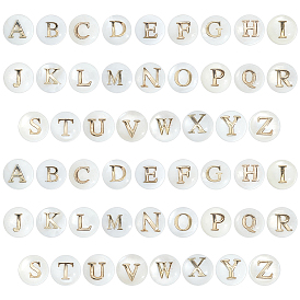 52 шт 26 стили натуральные пресноводные бусины из ракушек, с позолоченными элементами из травленой латуни, плоские круглые с буквы, цвет морской раковины