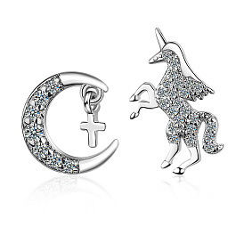 Unicorn Earrings with Minimalist Design and Moon-shaped Diamond - Unique and Delicate.