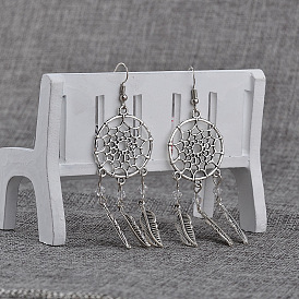 Серьги-подвески из сплава с перьями в виде плетеной паутины