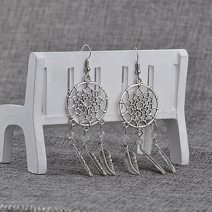 Серьги-подвески из сплава с перьями в виде плетеной паутины