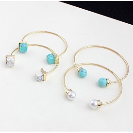 Chic Square Bracelet with Turquoise, White Howlite and Pearl Beads