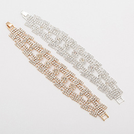 Retro Chic Mixed Bead Bracelet with Sparkling Rhinestones - Unique Fashion Accessory for Women