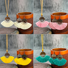 Bohemian Ethnic Tassel Pendant Necklace and Fan-shaped Earrings Set, Fashionable Retro Jewelry.