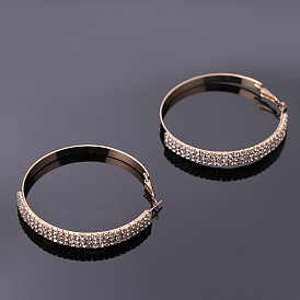 Vintage Hollow-out Round Earrings with Diamond Inlay - Personalized, European and American Style