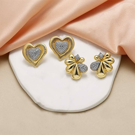 Серьги-гвоздики из латунного микро-паве, платиной и золотом