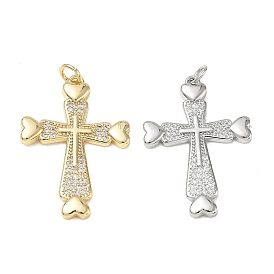 Latón micro pavimenta claro colgantes de circonio cúbico, cruz con encantos de corazón, sin plomo y cadmio, chapado en rack, larga duración plateado
