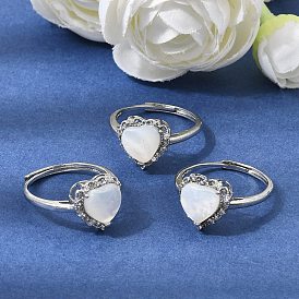 Micro latón allanar anillos zirconia cúbico, corazón, con cáscara blanca natural