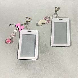 Porte-cartes nominatives en plastique, avec des pendentifs en résine et en plastique et des fermoirs pivotants en alliage