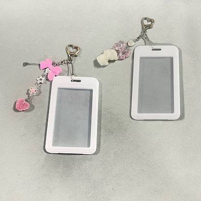 Porte-cartes nominatives en plastique, avec des pendentifs en résine et en plastique et des fermoirs pivotants en alliage