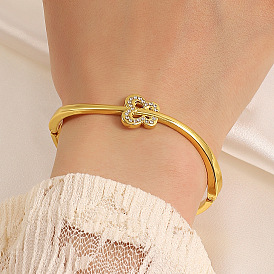 Fashionable Butterfly Bracelet for Women with Micro Inlaid Zircon and Hollow Design