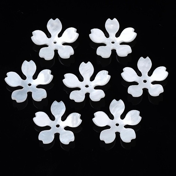 Des perles en plastique, fleur