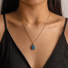 Creative Necklace Simple Water Drop Pendant Fashion Sweet Crystal Necklace