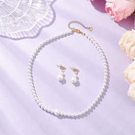 Комплекты из круглых бусин и серег-гвоздиков из ракушечного жемчуга для женщин, комплекты ювелирных изделий из латуни, белые