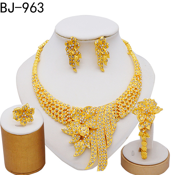 Ожерелья и браслеты из цветочного сплава, серьги и кольца, со стразами