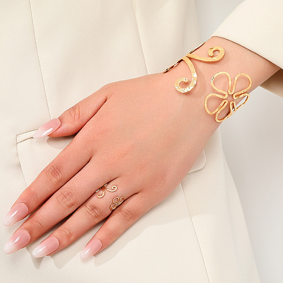 Комплекты ювелирных изделий из сплава для женщин, включая браслеты-манжеты и кольца-манжеты, цветок