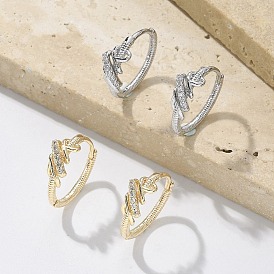 Серьги-кольца из латуни с прозрачным кубическим цирконием, твист