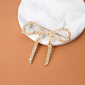 Vintage Alloy Butterfly Bow Brooch with Rhinestones for Bold Clothing Accessories