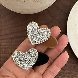 Chic Alloy Heart Hair Clip with Sparkling Rhinestones and Plush Duckbill Side Bangs Clamp for Luxe Style