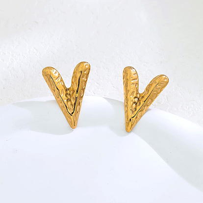 Серьги-гвоздики в форме сердца из нержавеющей стали с чеканной текстурой