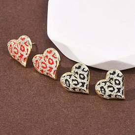 Серьги-гвоздики из латуни с микро-паве и прозрачным фианитом в форме сердца, с эмалью, долговечный, стойки покрытие, без свинца и без кадмия