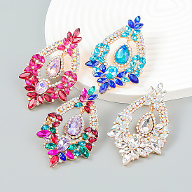 Minimalist Waterdrop-shaped Diamond Stud Earrings for Women - Fashionable and Trendy Ear Jewelry