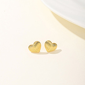 Stainless Steel Fashionable and Versatile Heart-shaped Stud Earrings for Women