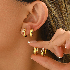 Элегантные серьги-кольца из латуни с прозрачным кубическим цирконием