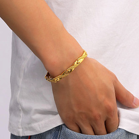Dragon Pattern Bracelet: Fashionable and Minimalist Magnetic Alloy Wristband for Men and Women
