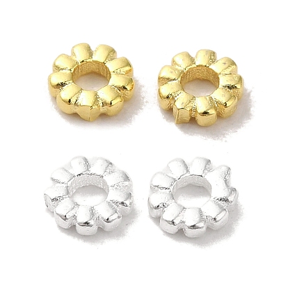 Латунные бусины, цветок