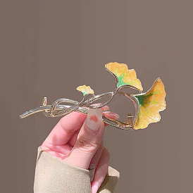 Fashionable ginkgo leaf twist clip, high-end frog buckle metal hair clip, large one-word hair clip on the back of the head