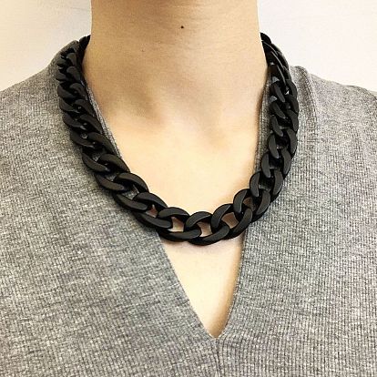 Chic Acrylic Chain Necklace for Women - Unique Lock Collarbone Jewelry Piece