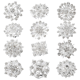Broche en strass avec des résultats en alliage, forme mixte