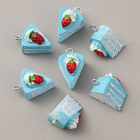 Colgantes de la resina opacos, con aros de hierro en tono platino, alimento de imitación, encantos de pastel de fresa