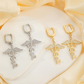 Модные латунные серьги-кольца с двумя змеями и крыльями из прозрачного кубического циркония