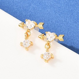 Серьги-гвоздики в форме сердца из латуни с микропаве из прозрачных кубических цирконий