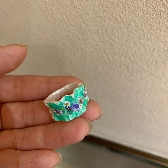 Brass Rhinestone Finger Rings, with Enamel, Nuggets/Heart with Flower