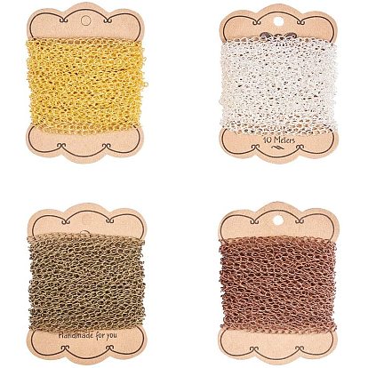 Железа скручены цепи, несварные, с карточной бумагой