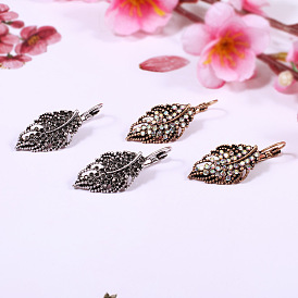 Colorful Rhinestone Earrings for Women, Simple and Elegant Ear Studs with Sparkling Gems